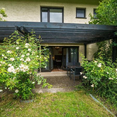 バーデン アウレリウス ペンション Bed & Breakfast エクステリア 写真